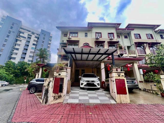 Townhouse for sale in Cheras