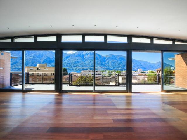 Attikawohnung kaufen in Muralto, Tessin