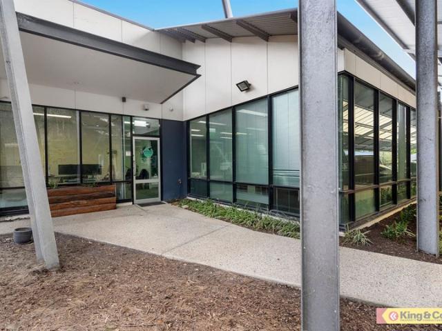 Office for rent in Toombul, Queensland
