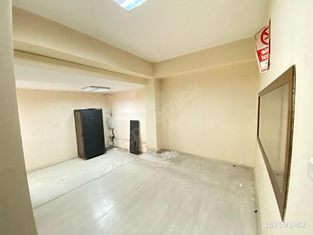 Barış Mahallesi, Yenimahalle içerisinde satılık Bina