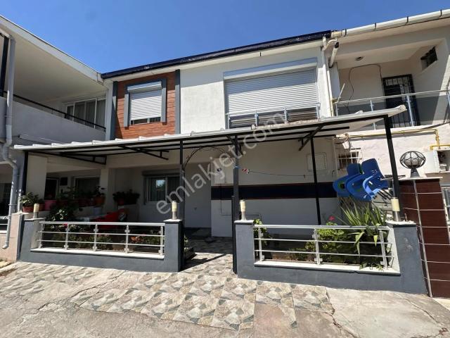 Buca, İzmir içerisinde satılık Villa