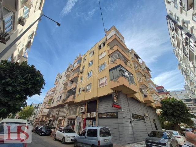 Antalya, Muratpaşa içerisinde satılık mülk