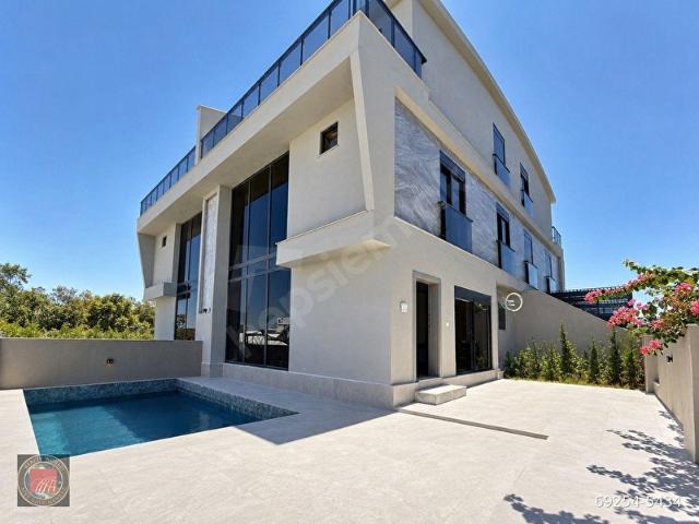 Muratpaşa, Antalya içerisinde satılık Villa