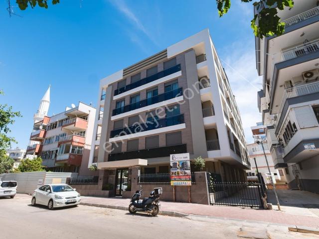 Antalya, Muratpaşa içerisinde satılık mülk