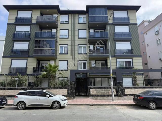 Antalya, Muratpaşa içerisinde satılık mülk