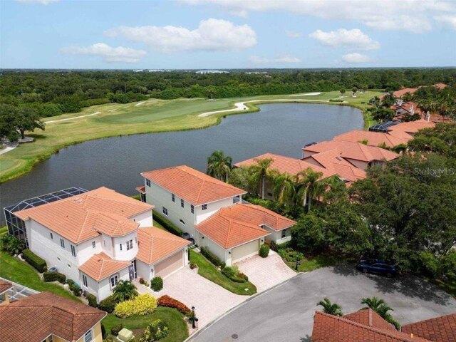 Condo for sale in Sarasota