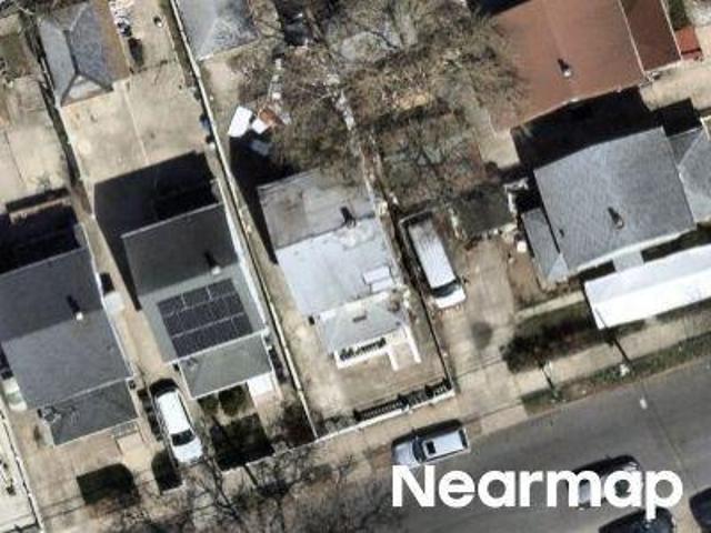 House for sale in Queens, Arverne