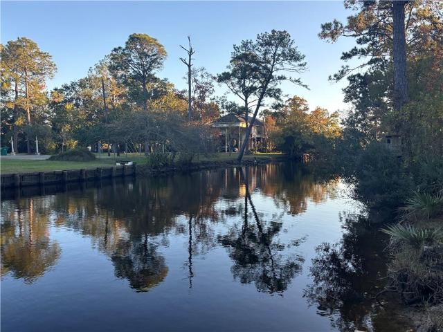 Land for sale in Lacombe, Louisiana