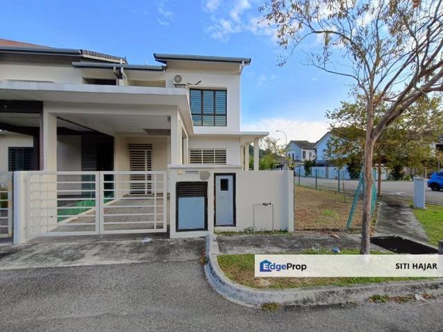 House for sale in Bandar Ainsdale, Seremban