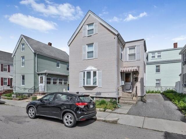 House for sale in Auburndale, Massachusetts