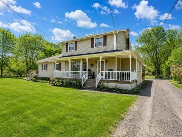 House for sale in Niagara, New York