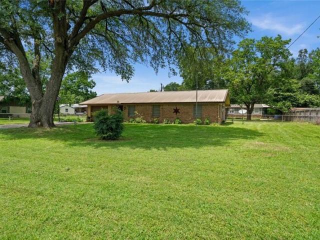 House for sale in Murchison, Texas