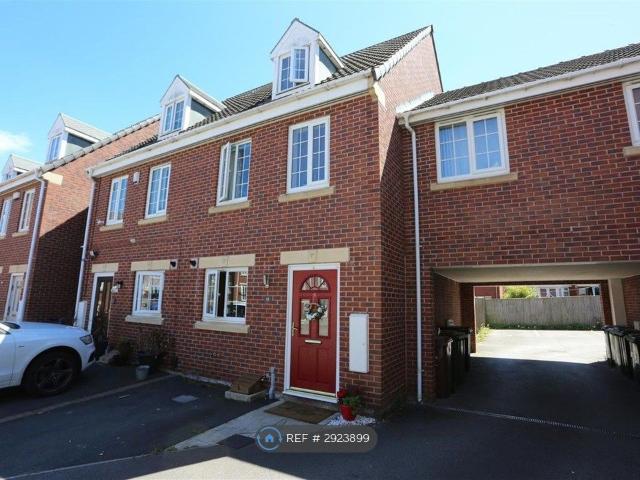 House for rent in Robin Hood, West Yorkshire
