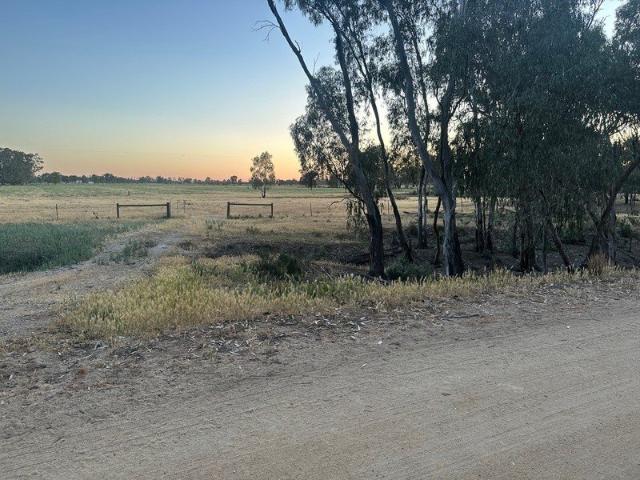 Cottage for sale in Gonn Crossing, Victoria