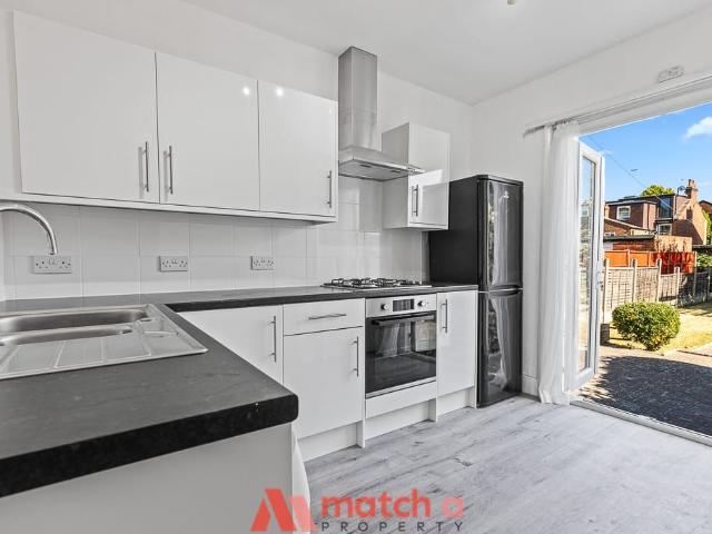 Apartment for rent in London Borough of Ealing, Greater London