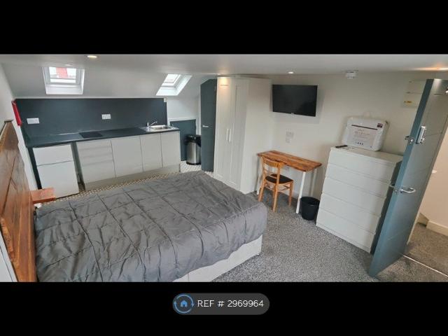 Room for rent in New Bilton, Warwickshire