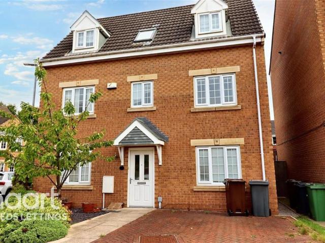 House for rent in Thorpe, West Yorkshire