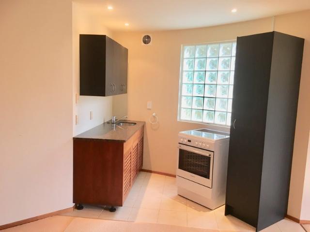 Apartment for rent in Whangaparaoa, Oroua County