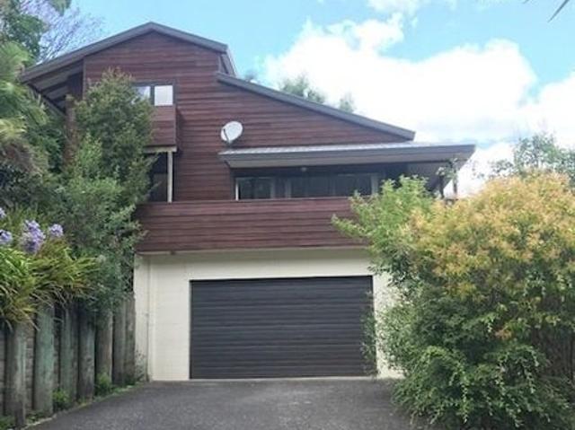 House for rent in Wairau Valley