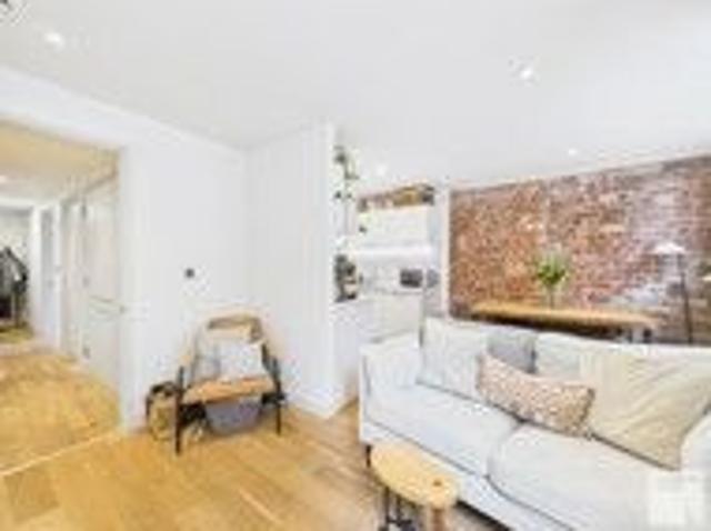 Apartment for rent in City Centre, Georgia