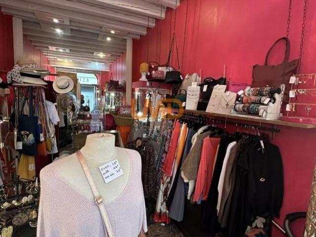 Local Commercial vente à Nîmes