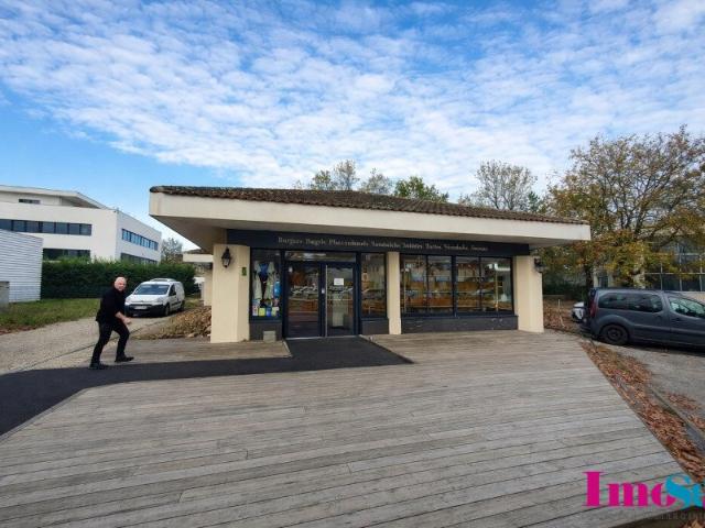 Local Commercial vente à Bordeaux, Mérignac