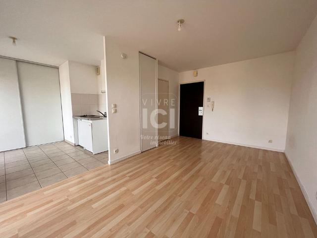 Studio location à Angers, Mûrs-erigné