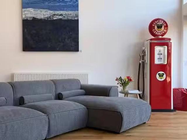 Apartment for rent in Selwood, Spring Gardens
