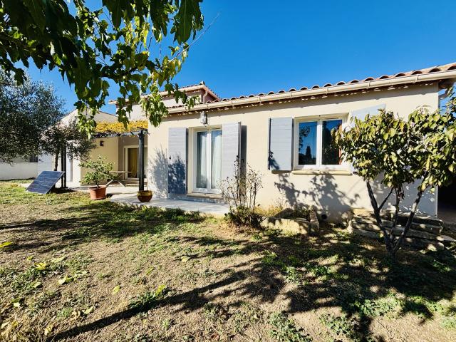 Maison vente à Nîmes, Mus