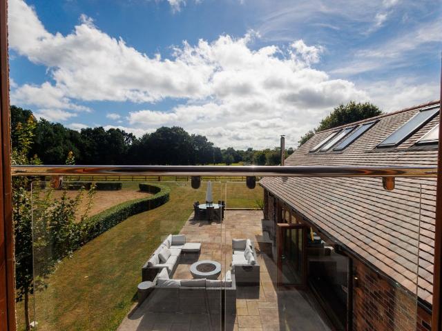 House for rent in Throop, Bournemouth
