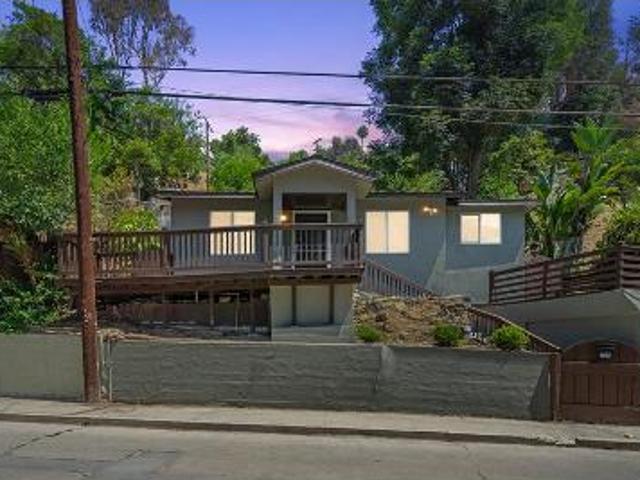 House for sale in Los Angeles