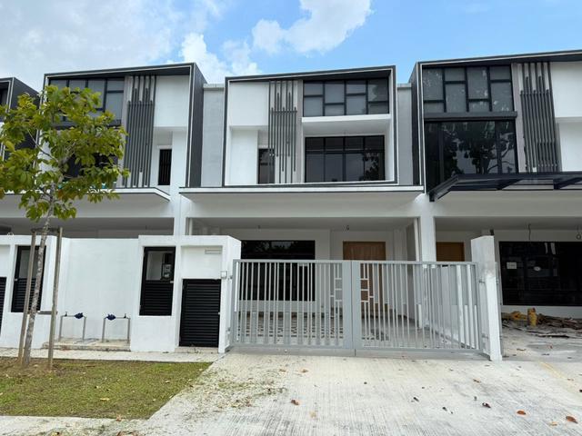 Terraced House for rent in Petaling, Alam Impian