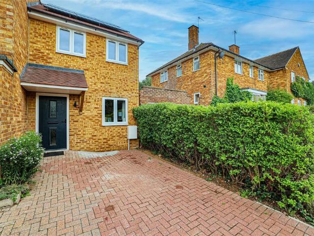 House for rent in Bourne End, Pouchen End
