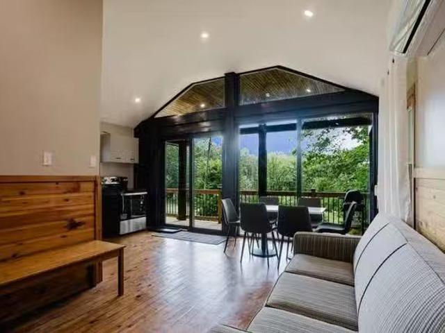 Apartment for rent in Muskoka, Ontario