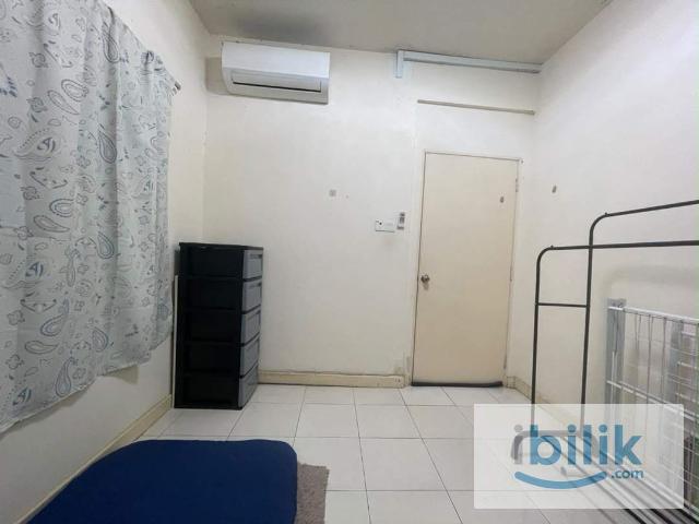 Room for rent in Petaling, Damansara Damai