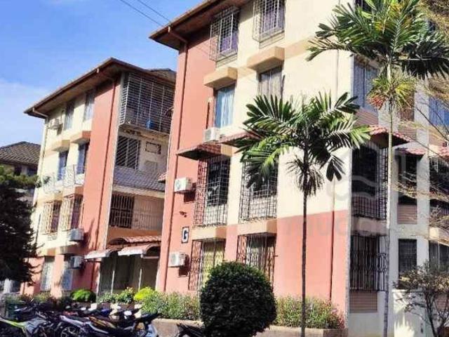 Room for rent in Country Heights Damansara, Kuala Lumpur