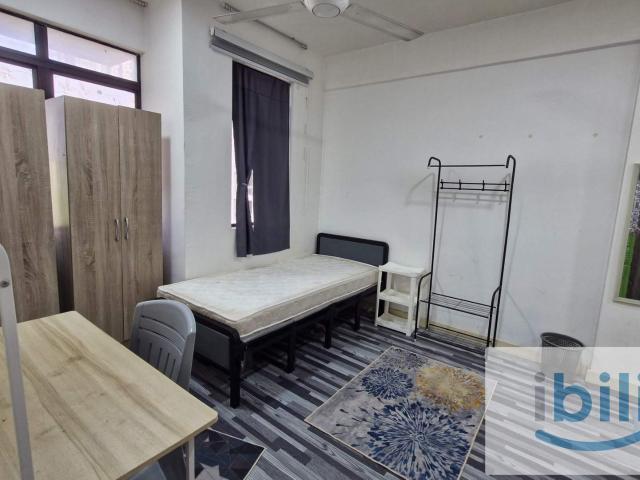 Room for rent in Tanjong Sepat, Selangor