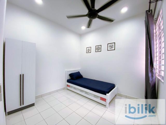 Room for rent in Tanjong Sepat, Selangor