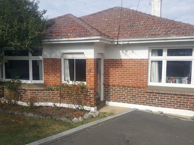 House for rent in Otakou