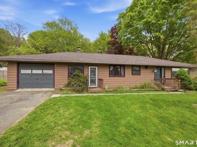 House for sale in Cheshire, Connecticut