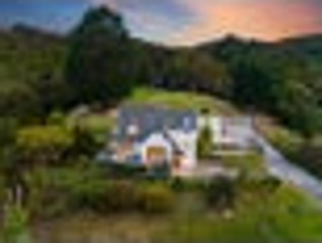 House for sale in Pauatahanui, Wellington