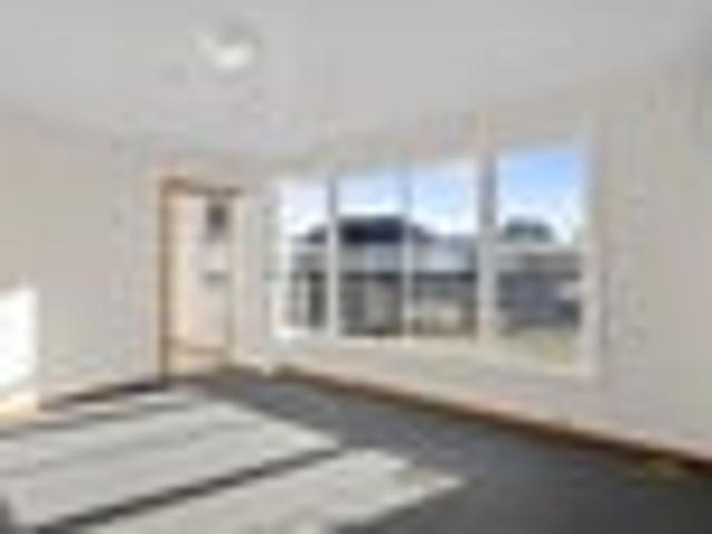House for sale in Chaslands, Canterbury