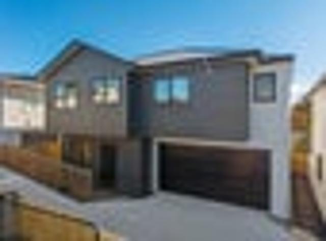House for sale in Pakuranga Heights, Howick