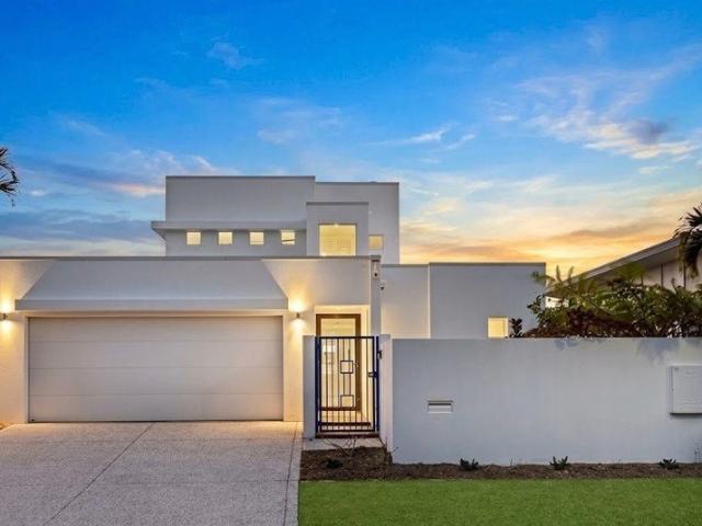 House for sale in Kawana Island, Sunshine Coast Regional