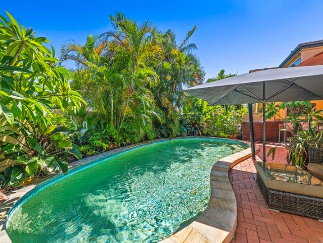 Duplex for sale in Fernbrook, Queensland