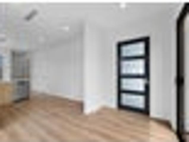 Townhouse for sale in Paremoremo, Oroua County