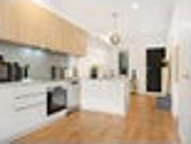 Townhouse for sale in Paremoremo, Oroua County