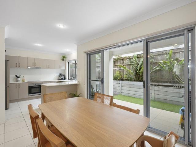 Townhouse for sale in Fernbrook, Queensland