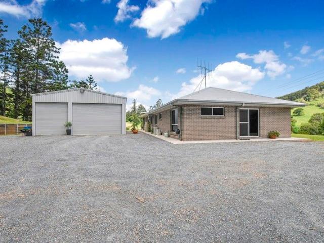 Cottage for sale in Goomboorian, Queensland