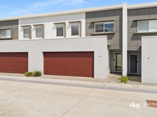 Townhouse for sale in Toombul, Queensland